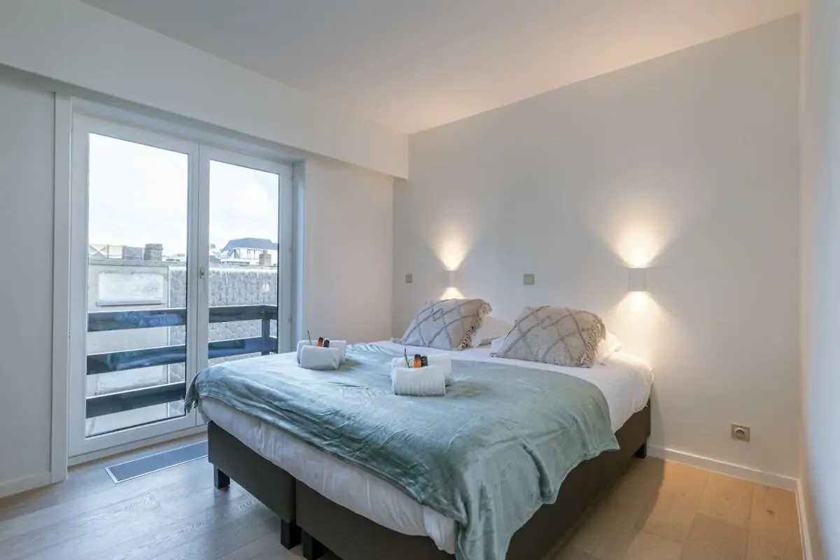Huswell - Apartment With Sideways Sea View In Middelkerke