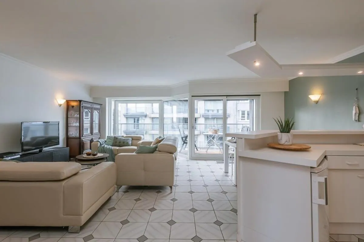 Huswell - Apartment With Sideways Sea View In Middelkerke
